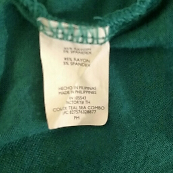 🌺Daisy Fuentes soft drapey top - Picture 2 of 3